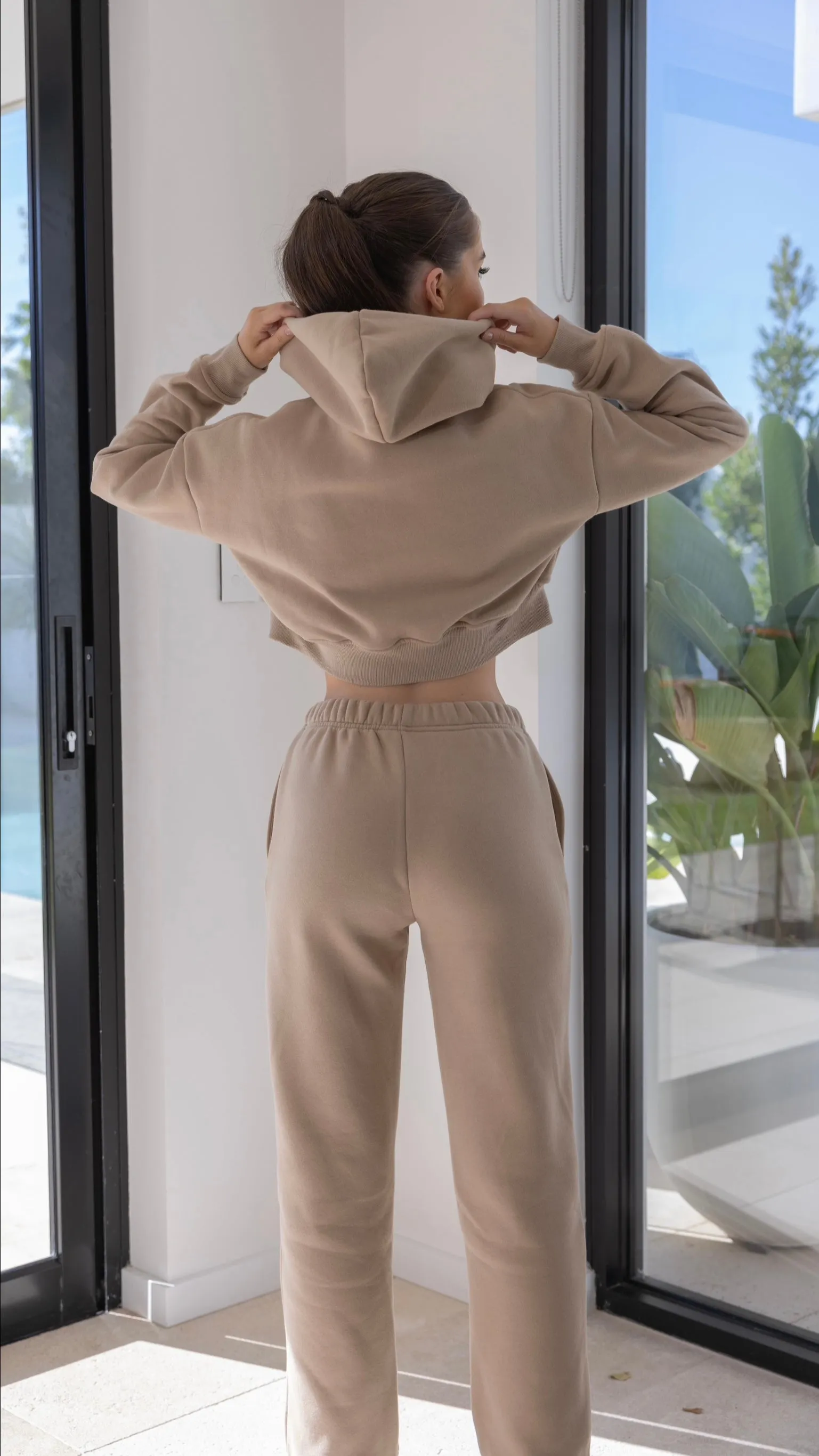 Amber Cropped Hoodie Beige