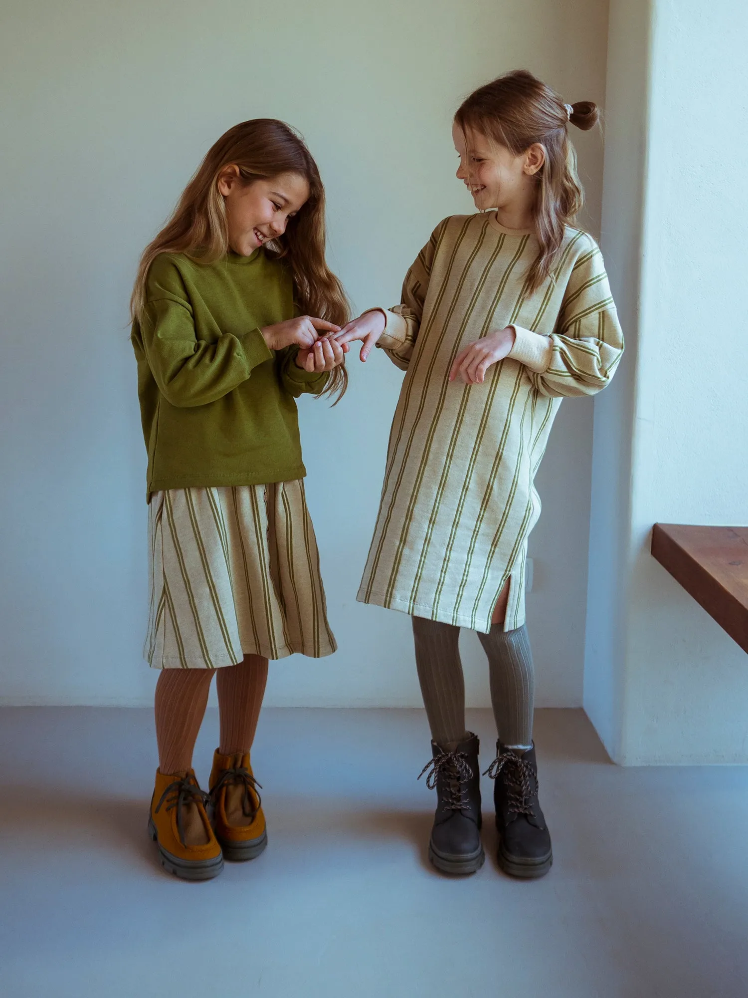 Dress Easy Leaf Stripe